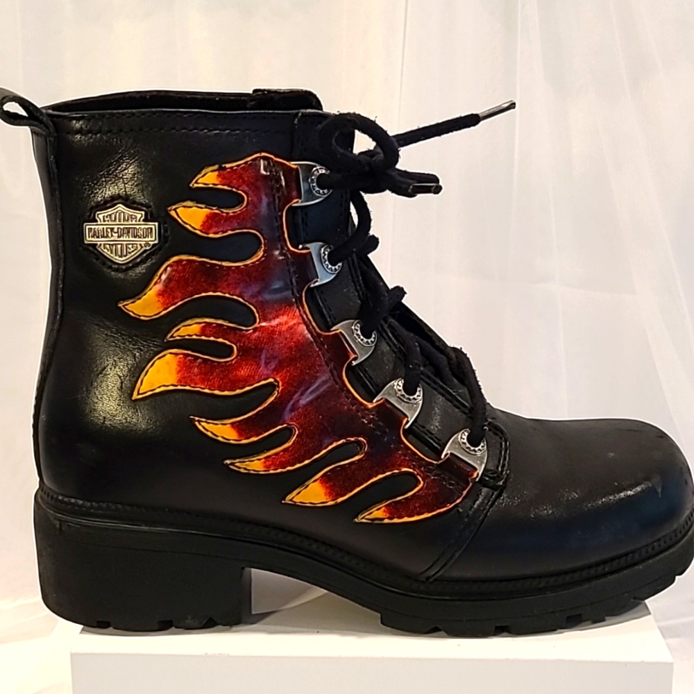 Harley-Davidson Women's Black and Orange Flame Boots - Picture 3 of 9